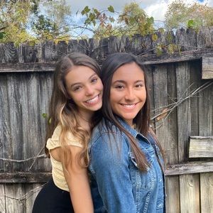 Meet your Posher, Emma